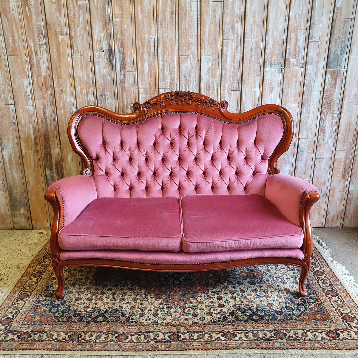 RACHEL: Pink Vintage Sofa – Locate To Create