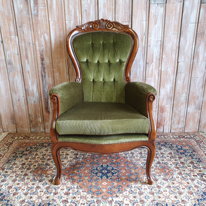OLIVE: Green Vintage Armchair