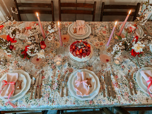 How to style your Easter table whilst in isolation 🐥
