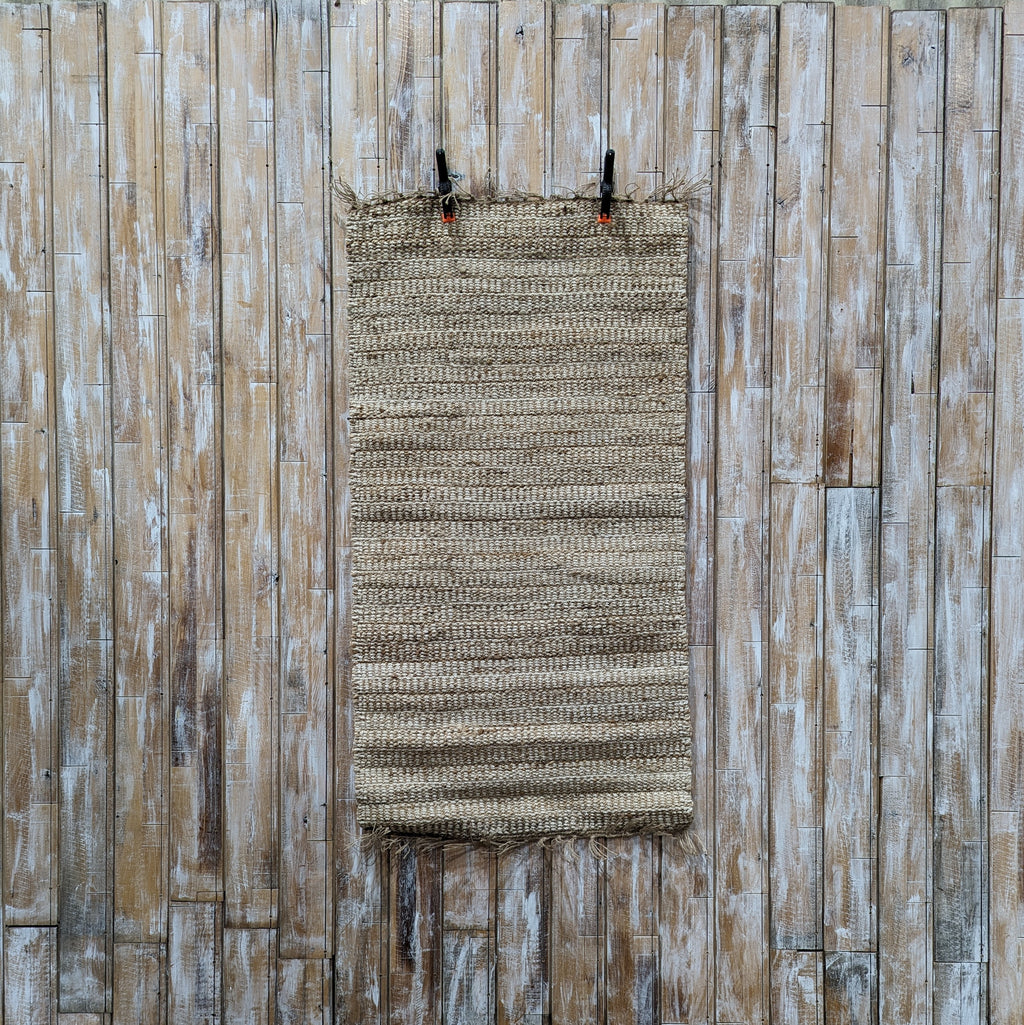 Rug 61: Small Frilled Jute Rug