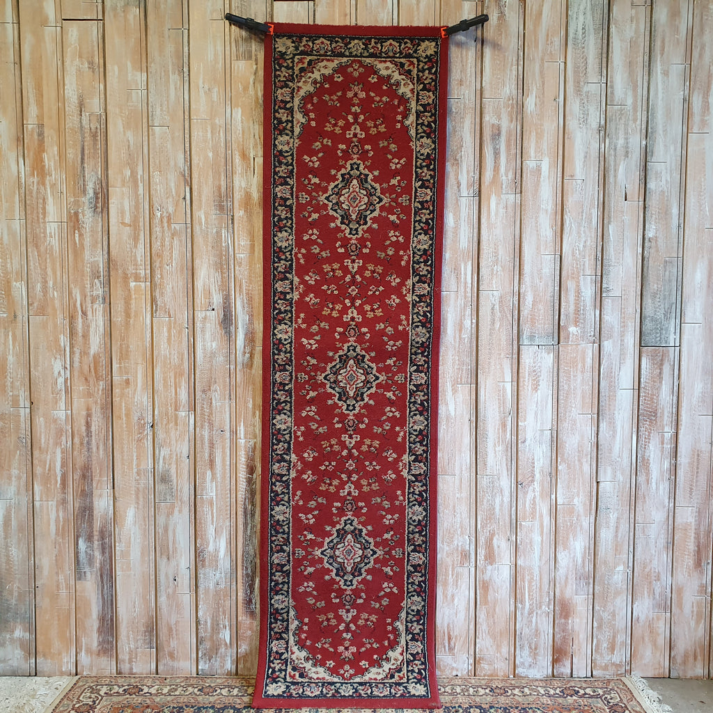 Rug 11: Narrow Aisle Rug