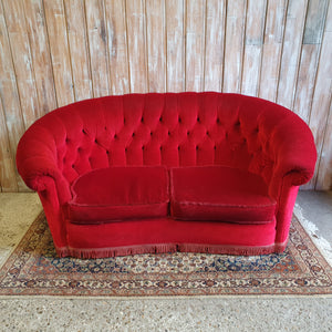 ROBYN: Red Vintage Sofa