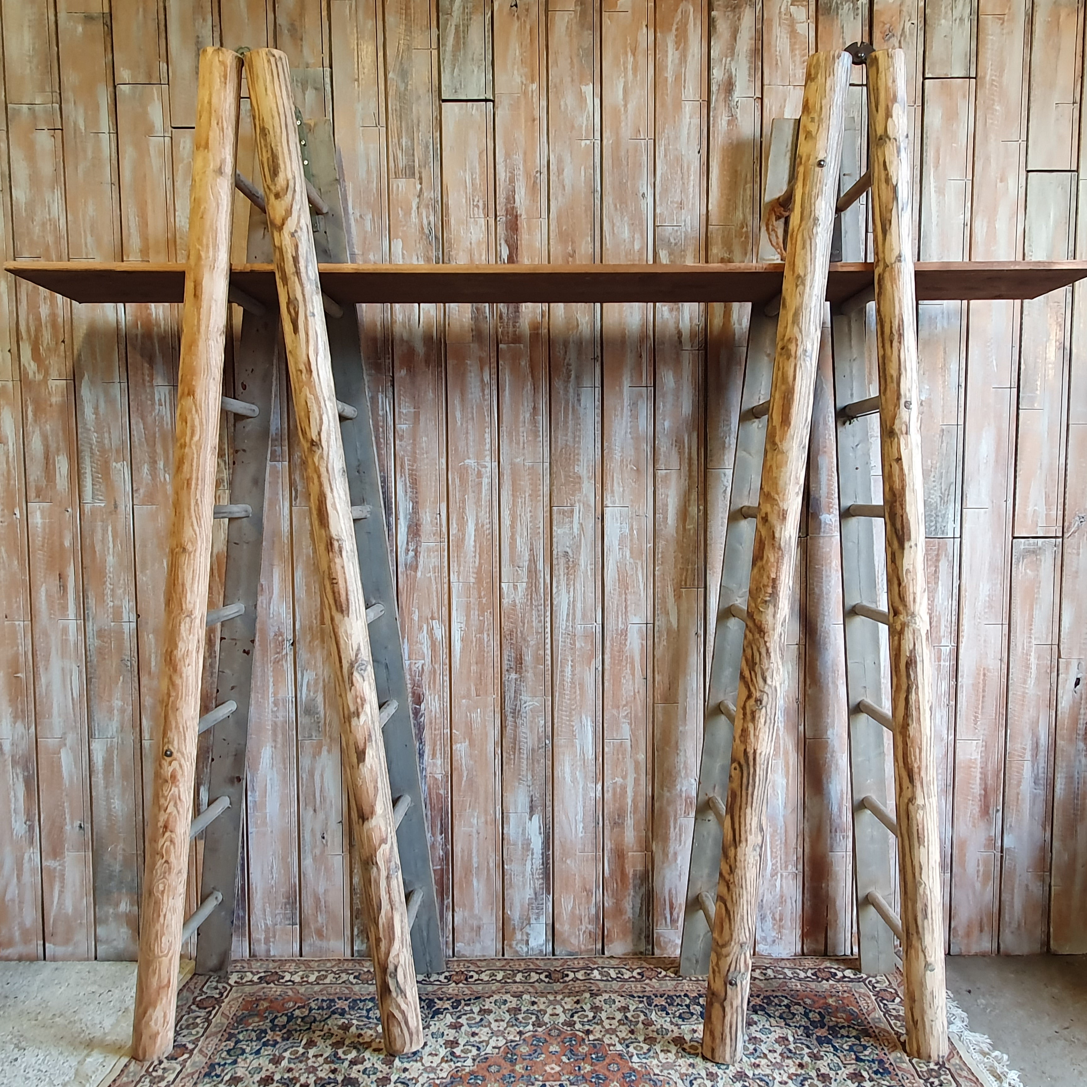 Split Ladder Backdrop – Locate To Create