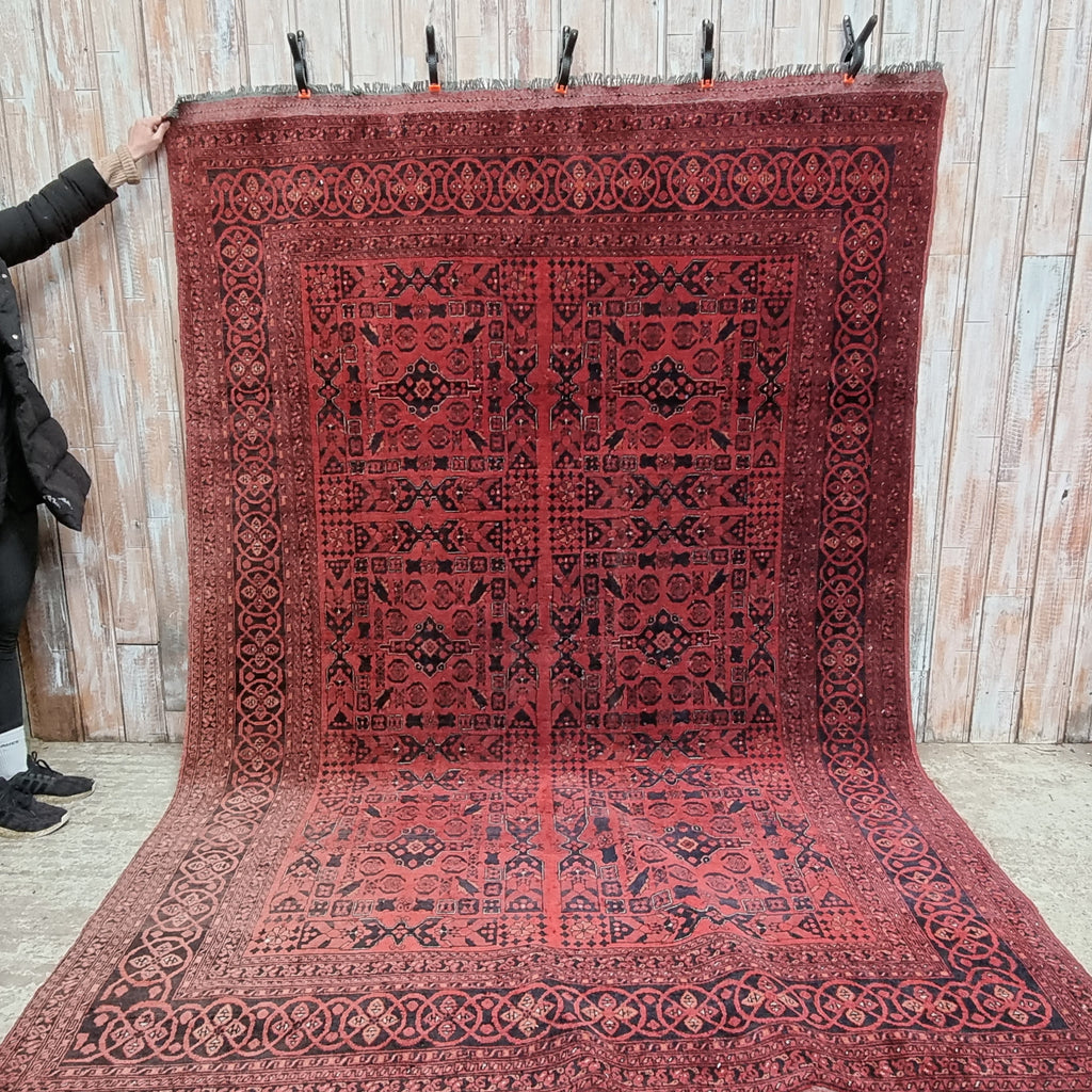 Rug 37: Extra Large Red Rug